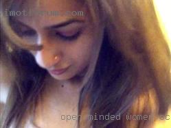 Open minded women in Ocala with all  kinks.